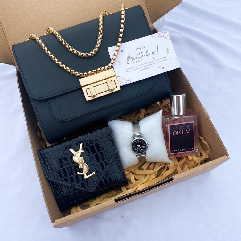 

PROMO [A6462]HAMPERS GIFT BOX TAS SALEMPANG CLARA/KADO PACAR/KADO BESTIE/HADIAH ULANG TAHUN TAS CEWEK/KADO WEDDING/KADO ANNIVERSARY/KADO VALENTINE/KADO HARI IBU/KADO HARI GURU/HAMPERS LEBARAN/HAMPERS RAMADAN Of14