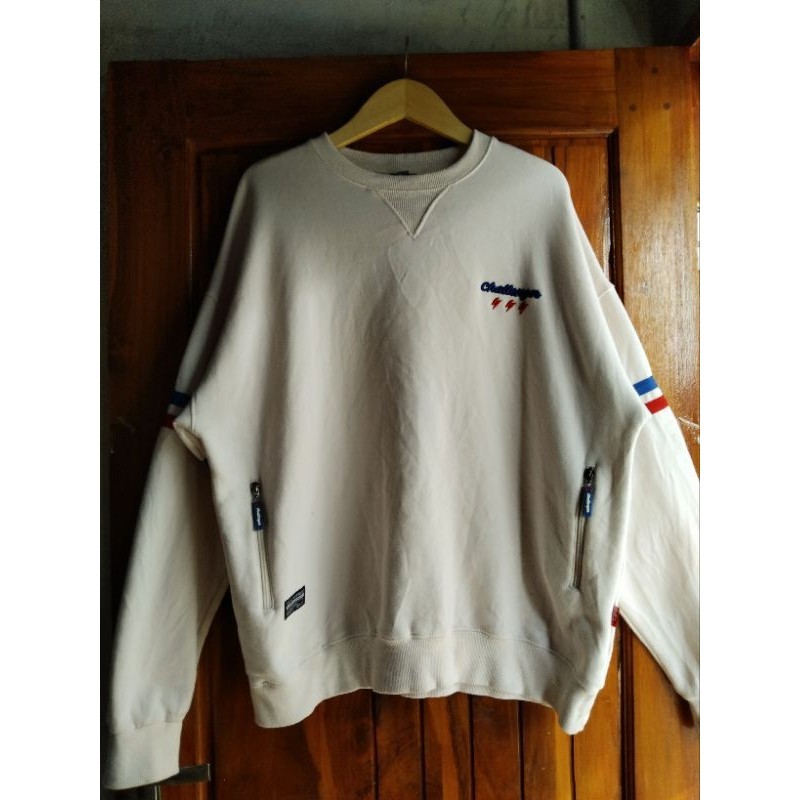 CREWNECK THE WORTH NOW