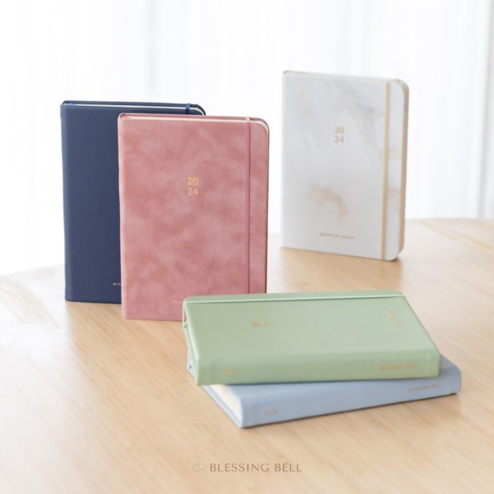 

Undated 2024 Signature Planner Moment by Moment Agenda MURAH