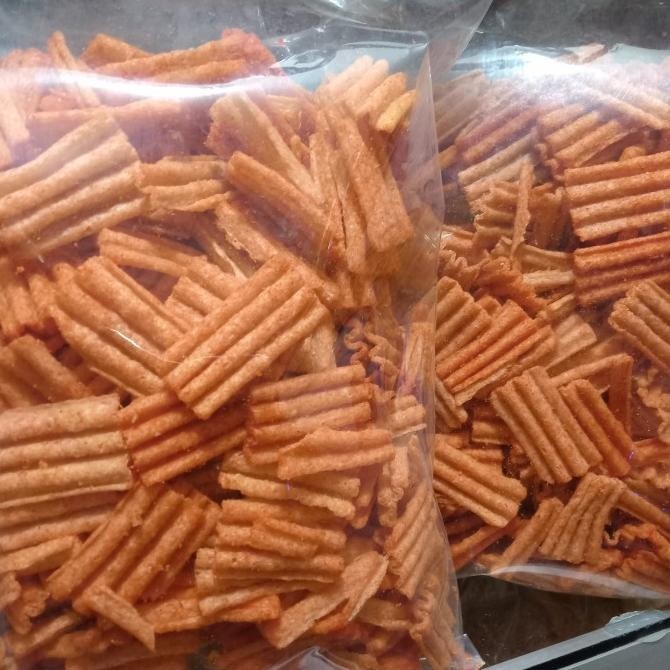 

KERIPIK KENTANG RASA BALADO BERAT 200 GRAM