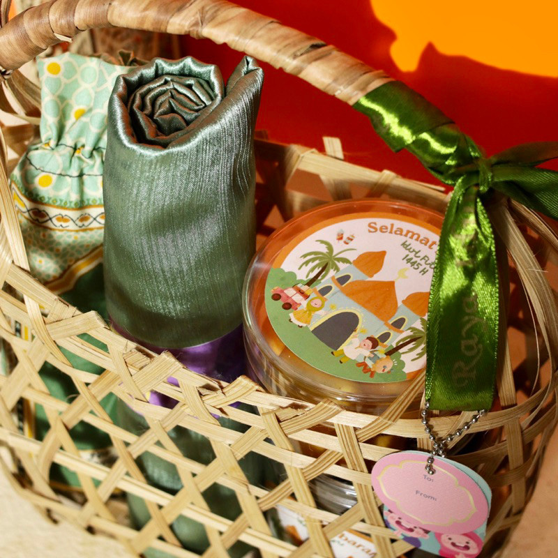 

BYFORYA - HAMPERS IDUL FITRI RAMADHAN LEBARAN KUE HIJAB SAJADAH KERANJANG KADO GIFT ULANG TAHUN
