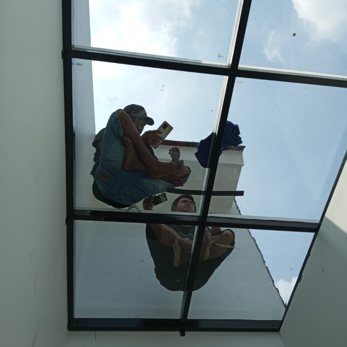 KANOPI KACA TEMPRED 10MM