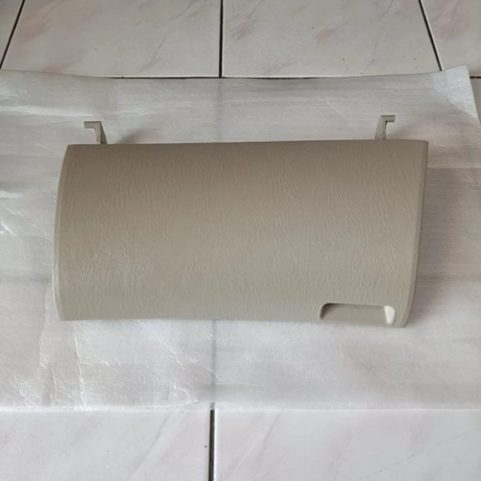 tutup laci dashboard atas Innova 2005 2015 original