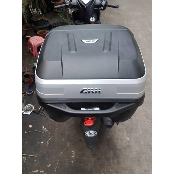 BOX BELAKANG MOTOR MODEL KOTAK BOX MOTOR GIVI B32N B32-NTL GIVI