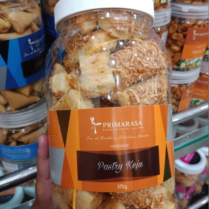 PASTRY KEJU / COKLAT KEJU TOPLES PRIMA RASA