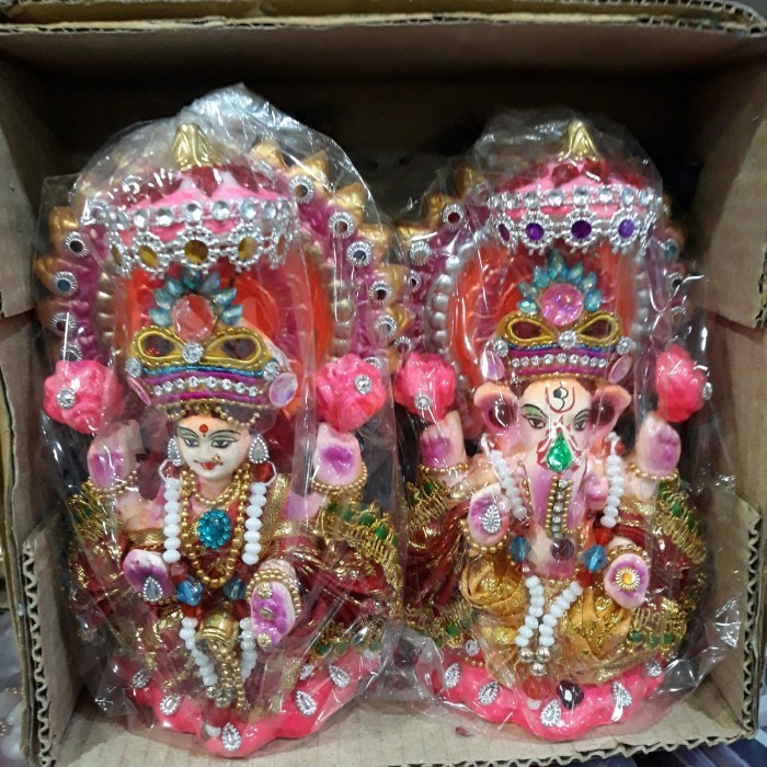 ------] laxmi ganesh idol 950gm