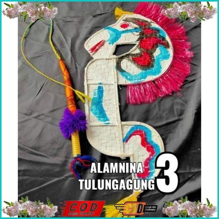 KUDA LUMPING DAN CAMBUK