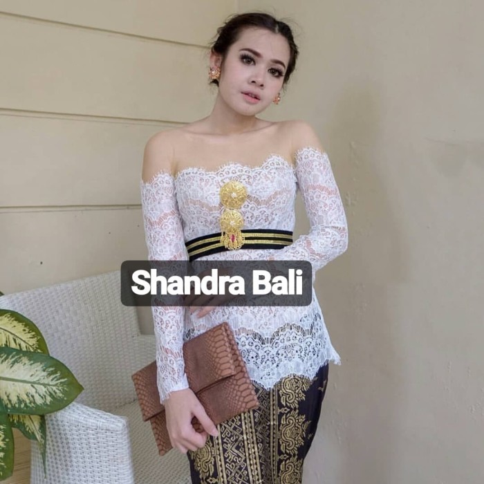 {{{{}}] [Shandra Bali] Set Kebaya Rang Rang Sabrina Putih Hijab Graduation