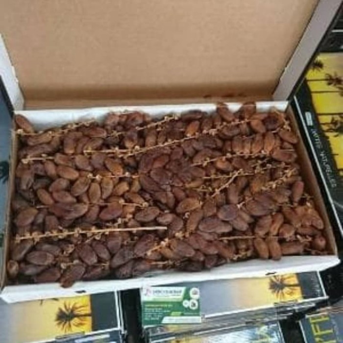 

Kurma Tunisia Tangkai 5Kg/Oleh Oleh Haji Dan Umroh