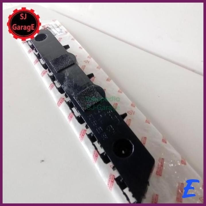 | SGE | BREKET BEMPER BELAKANG BAWAH KIRI CALYA&SIGRA 2016 % GENUINE PART