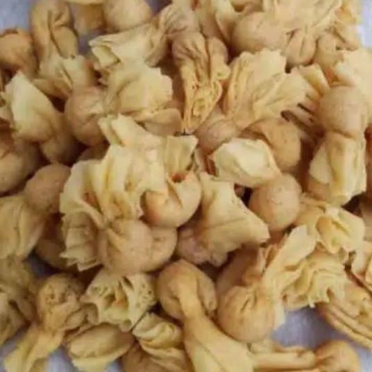 

EKADO / SNACK PANGSIT AYAM GURIH RENYAH ( 250GRAM )