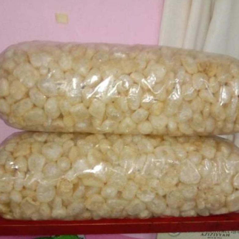 

1 BAL KERUPUK KULIT PREMIUM (1 KG) ASIN / PEDAS (DI JAMIN ENAK KUALITAS PREMIUM)