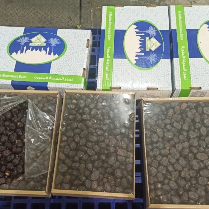 

langsung order saja] kurma ajwa 5 kg