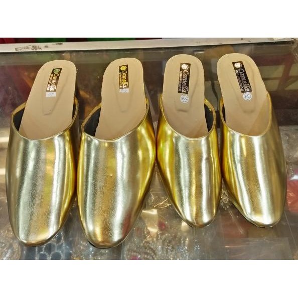Selop pengantin // sepatu pengantin sepasang
