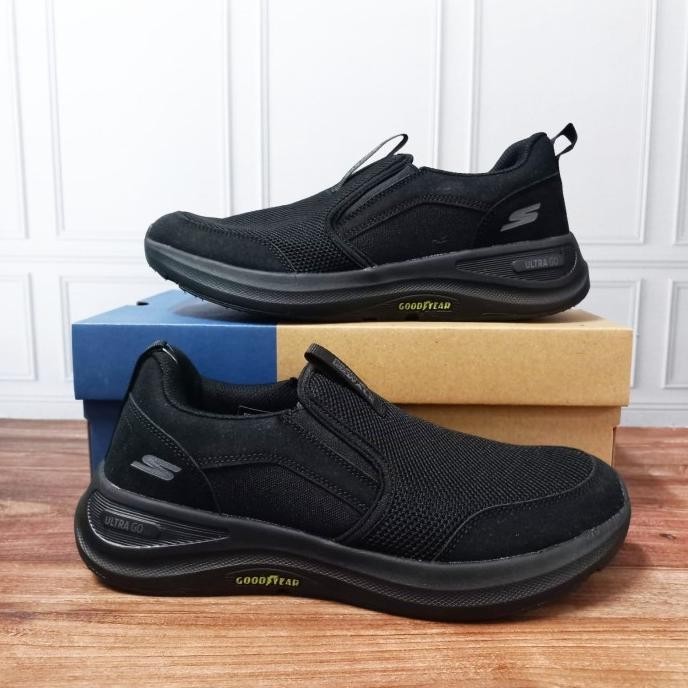 SKECHERS ULTRA GO X GOODYEAR/SEPATU PRIA/SEPATU SLIP ON/SKECHERS