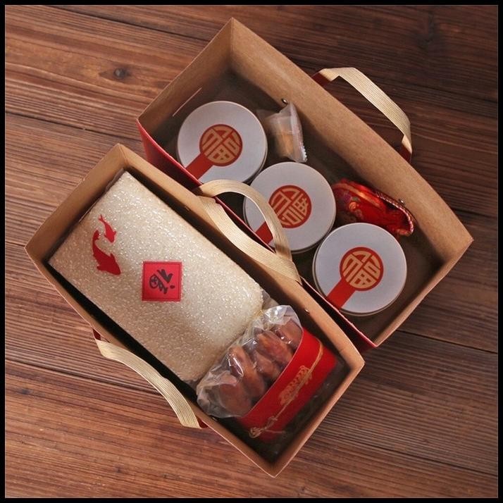 

TERMURAH KOTAK CRAFT POLOS 23CM, KOTAK POLOS TALI MERAH PESTA CHRITMAS !!!!!!