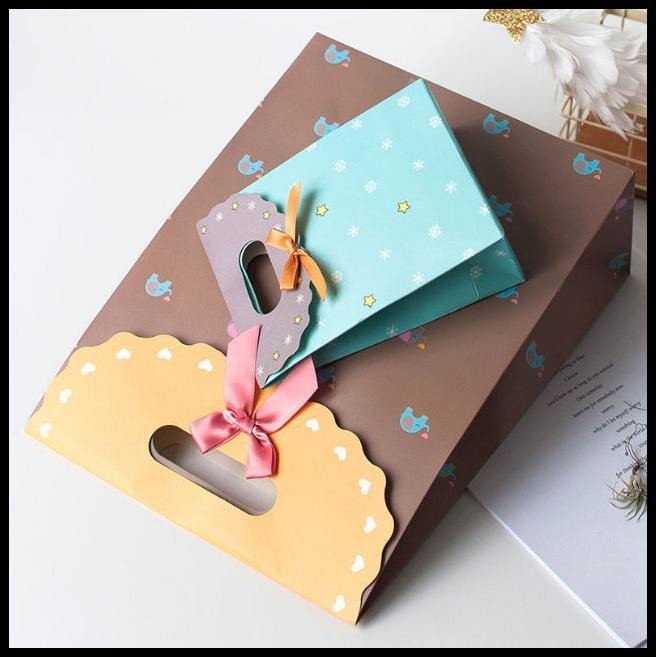 

GRATIS ONGKIR KANTONG HADIAH PAPER BAG TENTENG SOUVENIER GOODIE BAG BESAR 621-62