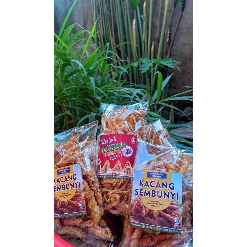 

KUE BAWANG MAMA WAFIQ KITCHEN / 35.000 perKg