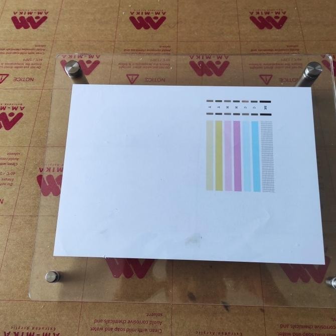 

Akrilik Display Double Jepit Menu Harga Premium Murah Baru