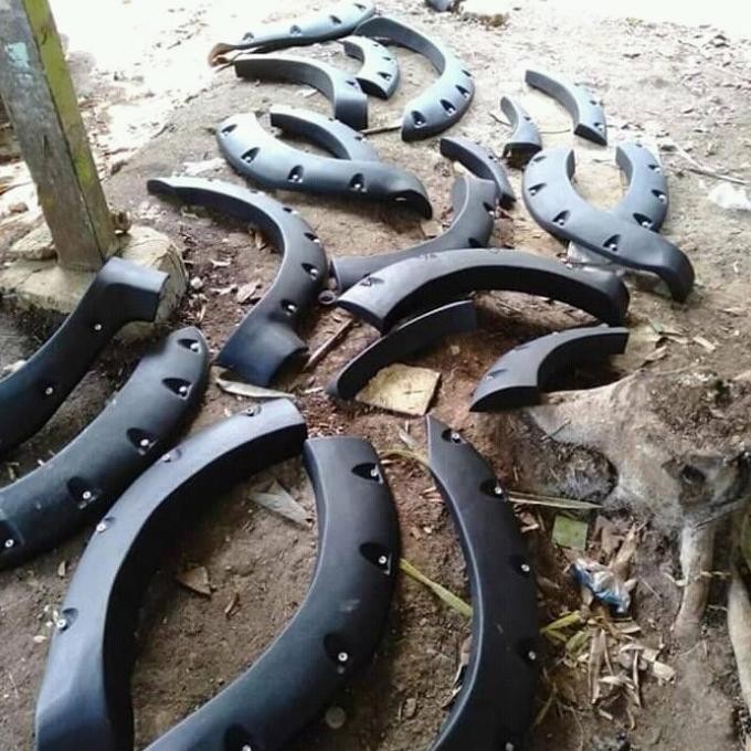 Over Fender Pajero Sport Lama