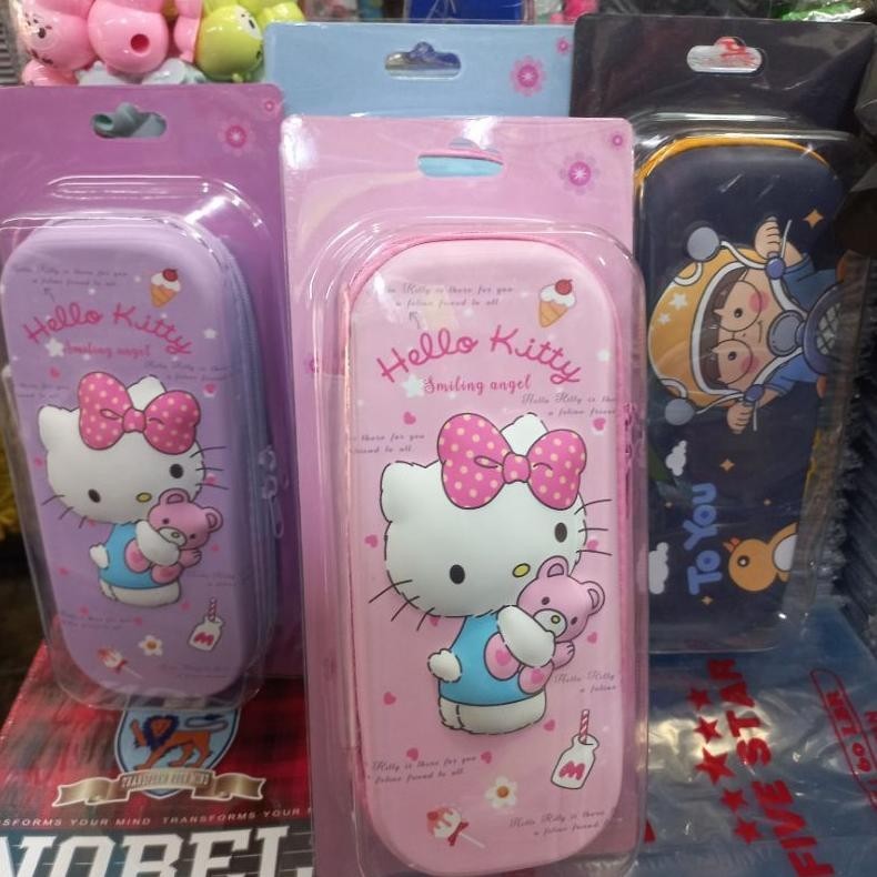 

TEMPAT PENSIL SMIGGLE KARAKTER