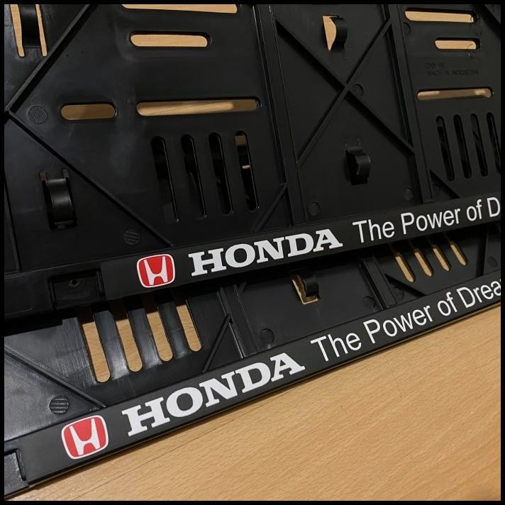 DUDUKAN PLAT NOMOR MOBIL HONDA