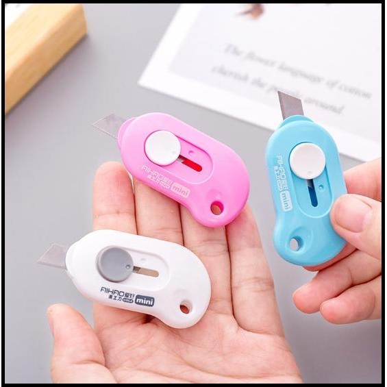 

TERMURAH PISAU CUTTER MINI KATTER MINI CUTTER KAWAII BY GO GREEN SHOP 121-33 !!!!!!!