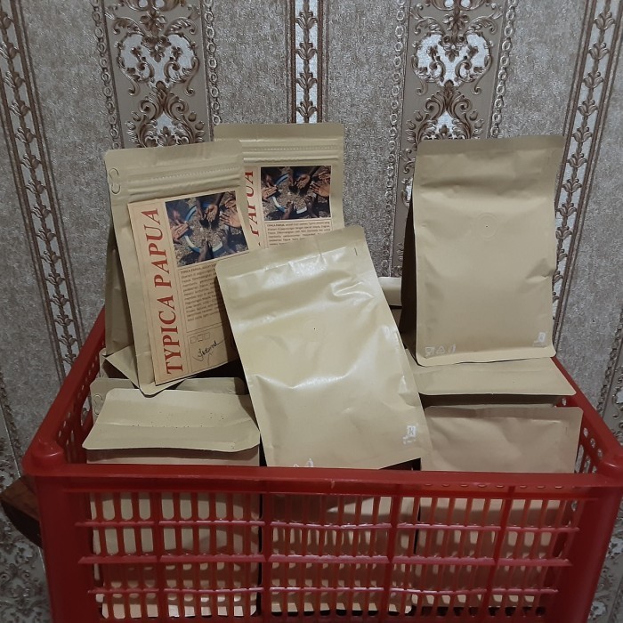 

Ready Kopi Typica Papua 200gr (biji)