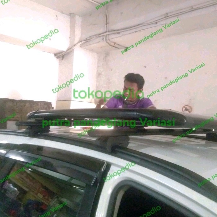 Roof Rak Bagasi Atas+Croos Bar Mobil All New Rush Merek Sun Rack