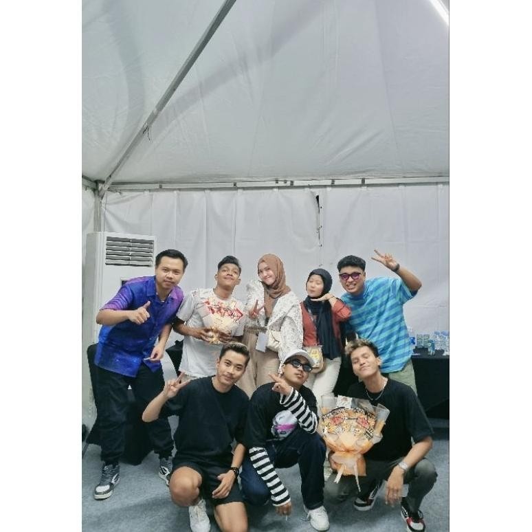 

(Ready Stock) Bucket Snack / Buket Makanan / Bouquet Kado Valentine Gift Graduation Wisuda Ulang Tahun Pocky Coklat Bouquet Valentine Kado Valentine Gift Kado Untuk Pacar [Ready Cod[Terlaris]Produk][Gratis Ongkir]