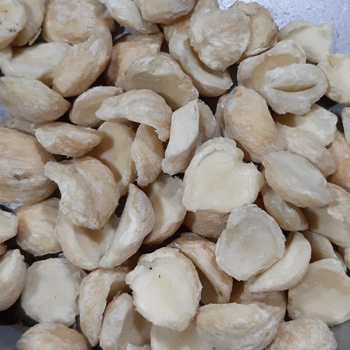 

len Kemiri belah super 250gram