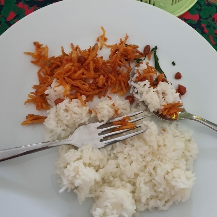 

Kentang Mustofa Jakarta 200G Balado Kering Kentang Mustopa Teri Kacang