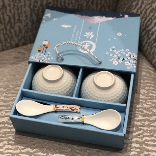 Gift Set Mangkok Keramik Motif Sakura Isi 2