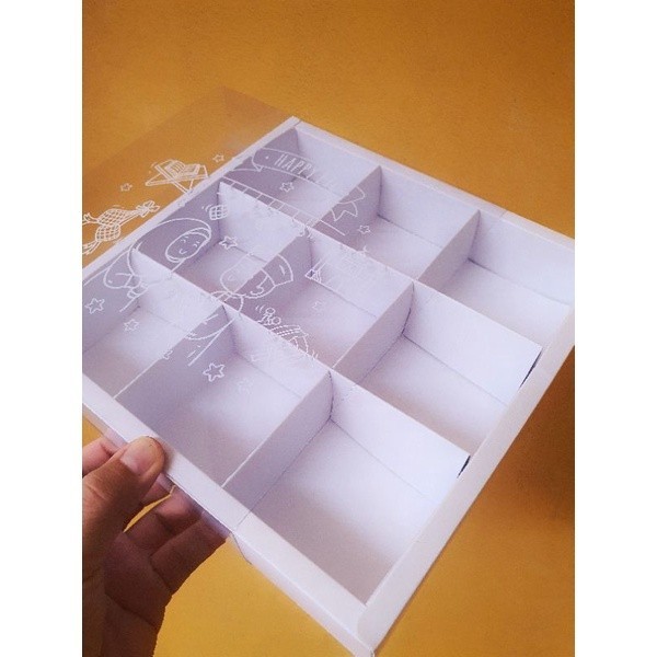 

5 pcs dus box eggtart mika motif idul fitri putih sekat 9 size 7,3 cm cake box kotak hampers packaging