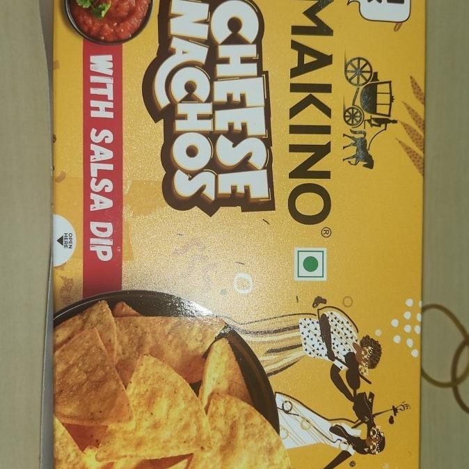 

MAKINO CHEESE NACHOS ( WITH SALSA DIP ) FUN BOX 77 GM