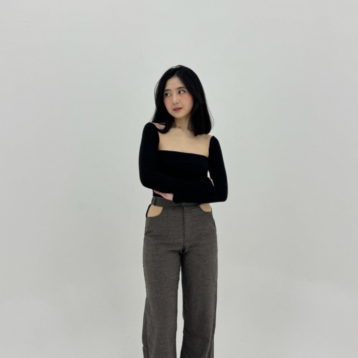 SALE HELEN TOP SQUARE NECK LONGSLEEVE CROPTOP ATASAN CROP TOP WANITA