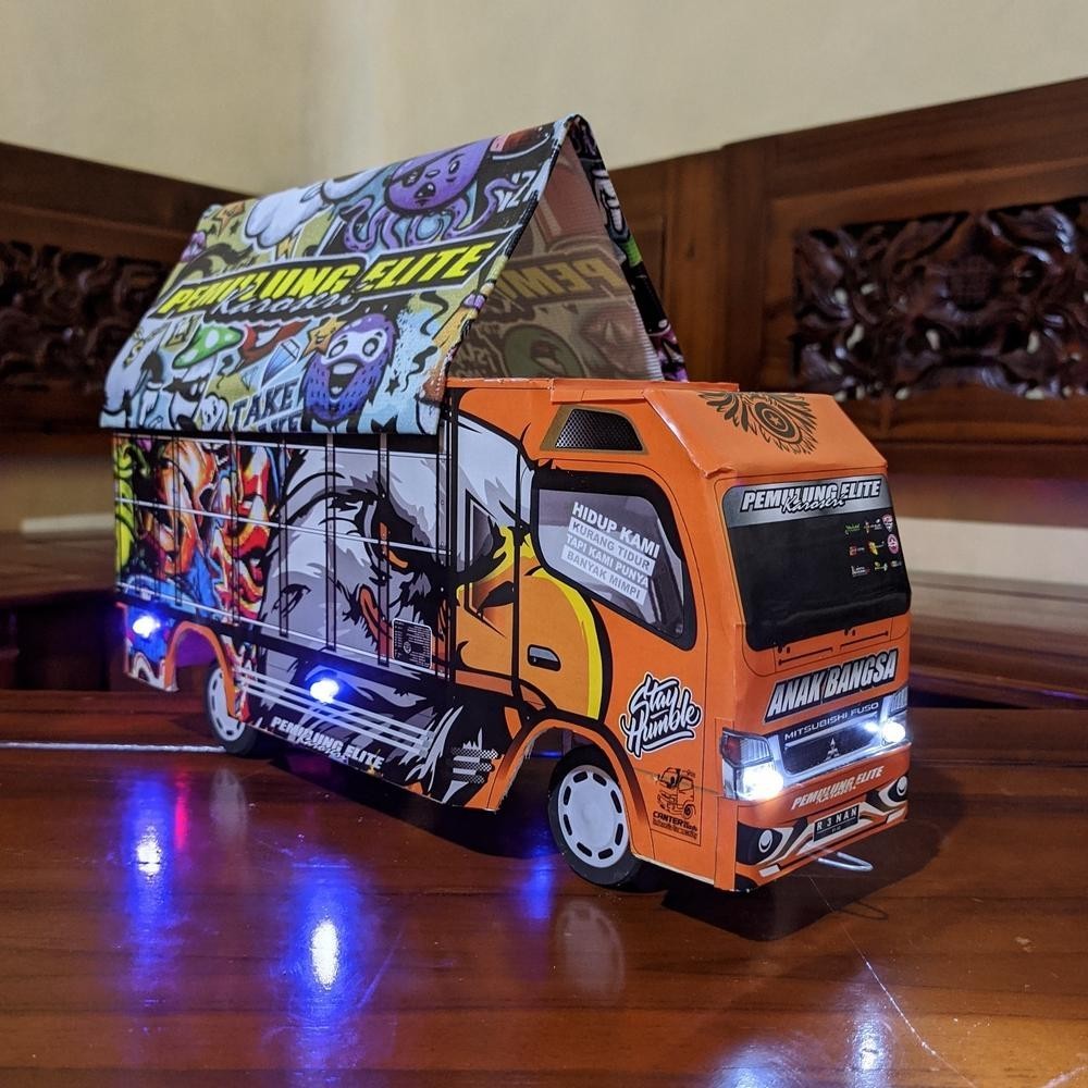 Promo Miniatur Truk Murah Oleng Lampu Terpal Bisa Belok Mainan Anak Garuda Indo  Ukuran 30 Cm Full V