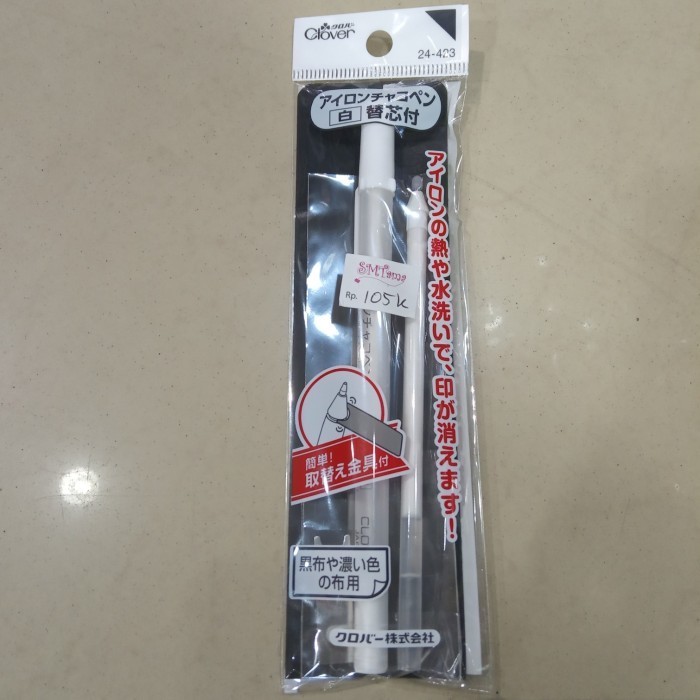 

Clover white marking pen + reffil