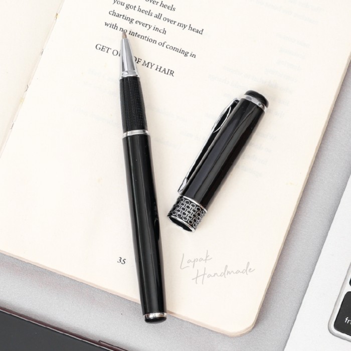 

Lapak Handmade Duke Rollerball in Silver