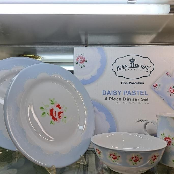 HARGA DISC - Dinner Set Royal Heritage/Piring Makan Set/Piring Set Christmas