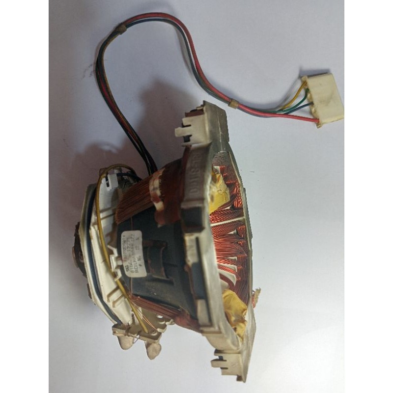 Yoke konde tv sharp picollo 21 inch flat