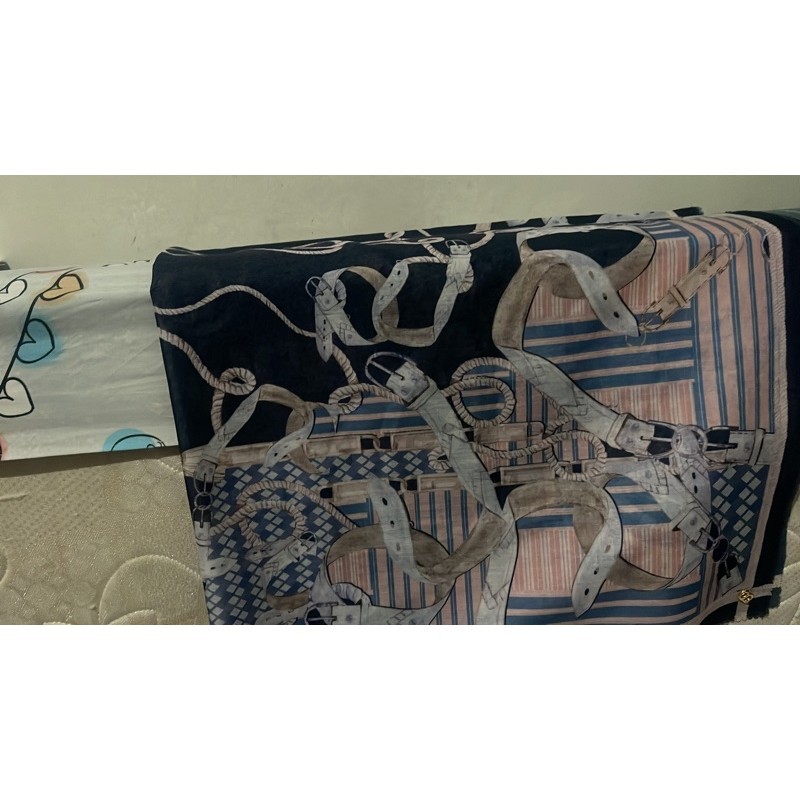 jilbab buttonscarves chain