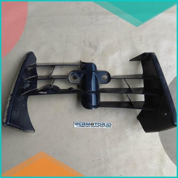 Original cover sambungan kupingan tangki byson karbu copotan motor 8JV