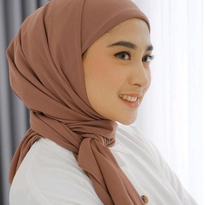 Hijab Melayu Segi Empat Instan 2In1 Dan Tali Segitiga Instan Inner S004