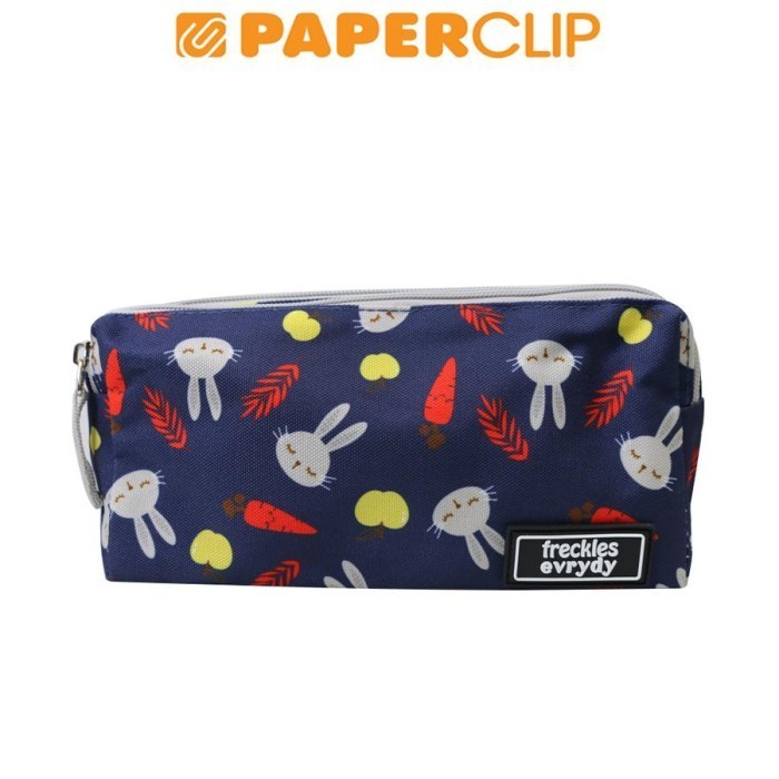 

Terbaru Tempat Pensil / Pen Case Kain Freckles Promo Terlaris