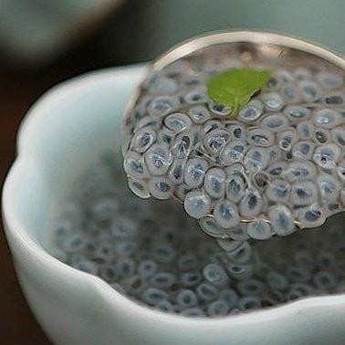 

biji selasih premium 1kg CS