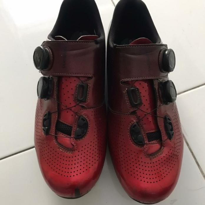 SEPATU SHIMANO RC7 CARBON