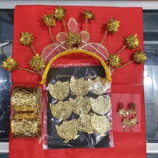 Aksesoris baju bodo dewasa // Perhiasan baju bodo sulawesi