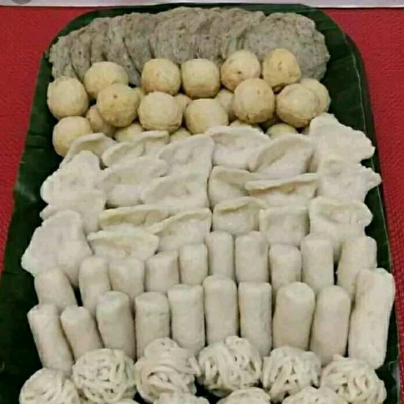 

MIX 1 KG 45 PEMPEK CAMPUR FREE CUKA KENTAL PEMPEK IKAN ASLI KHAS PALEMBANG ASLI PALEMBANG