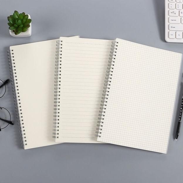 

hj-64 Note book A5 Vintage Aesthetic / Sketchbook / Transparant / Notebook Cover Hitam/ Cover Kraft( 50 lembar/100Halaman ) Viral